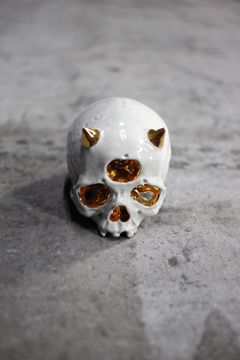 三つ目鬼髑髏ぐい呑 灰×金  (桐箱付)
