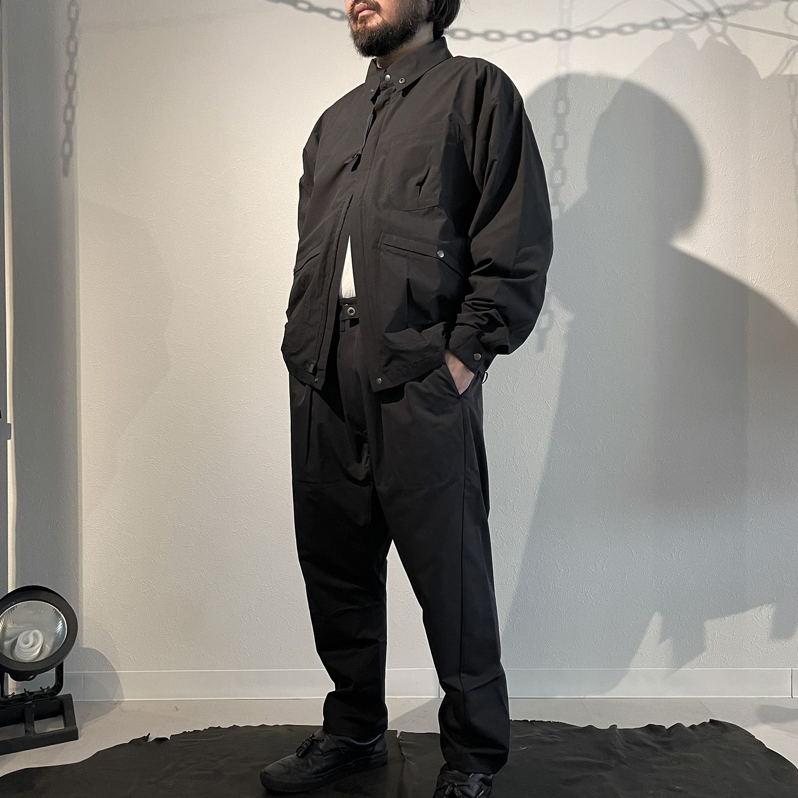 THE DEFORMED SPECIFICATION MULTIPLE JACKET / ジップアップ コーチジャケット (Black)