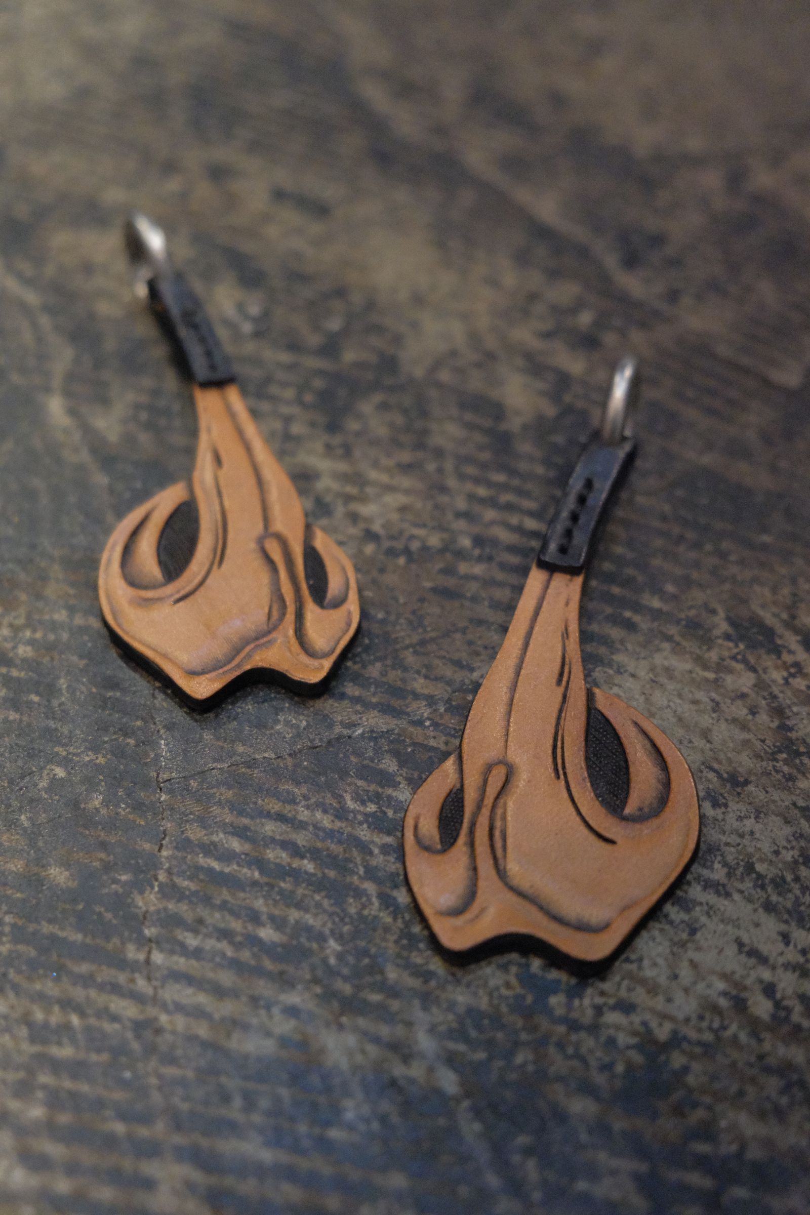 × SO JAKE DATURA CHARM (RIGHT) / キーホルダー