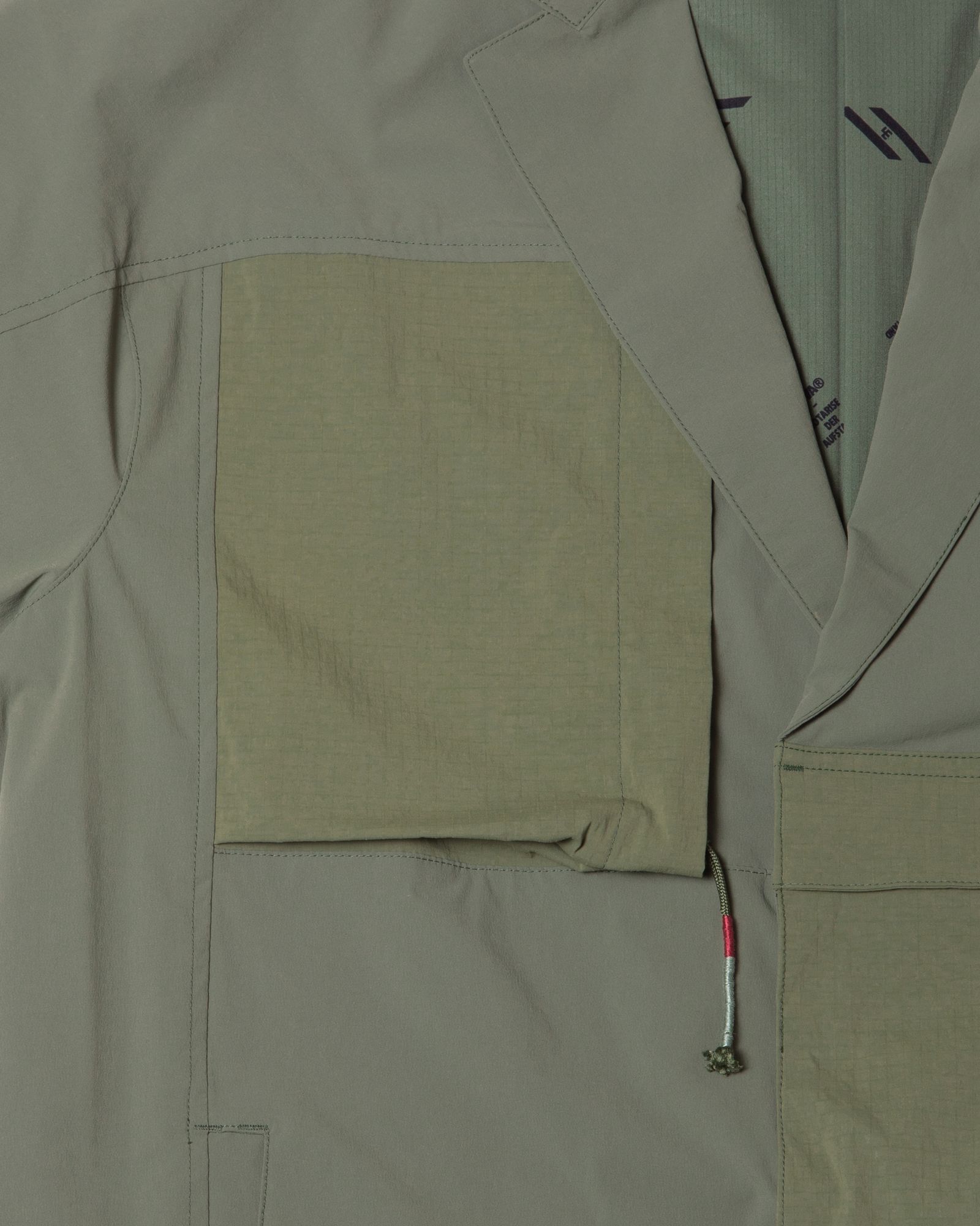 「予約商品」ADDITIONAL MULTI-PKT WIDE BLAZER / col: KHAKI