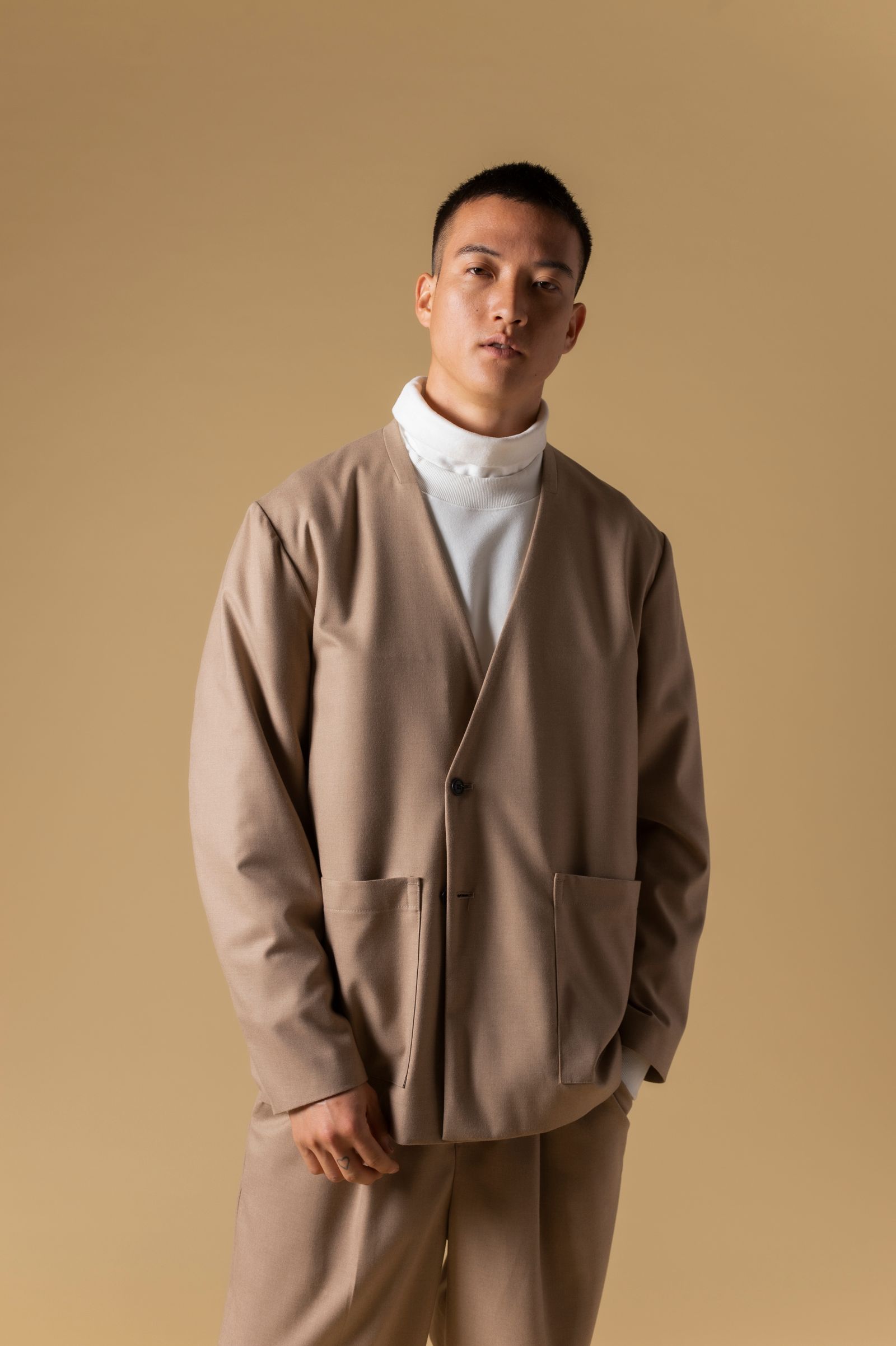RELAXED BLAZER  (BEIGE)
