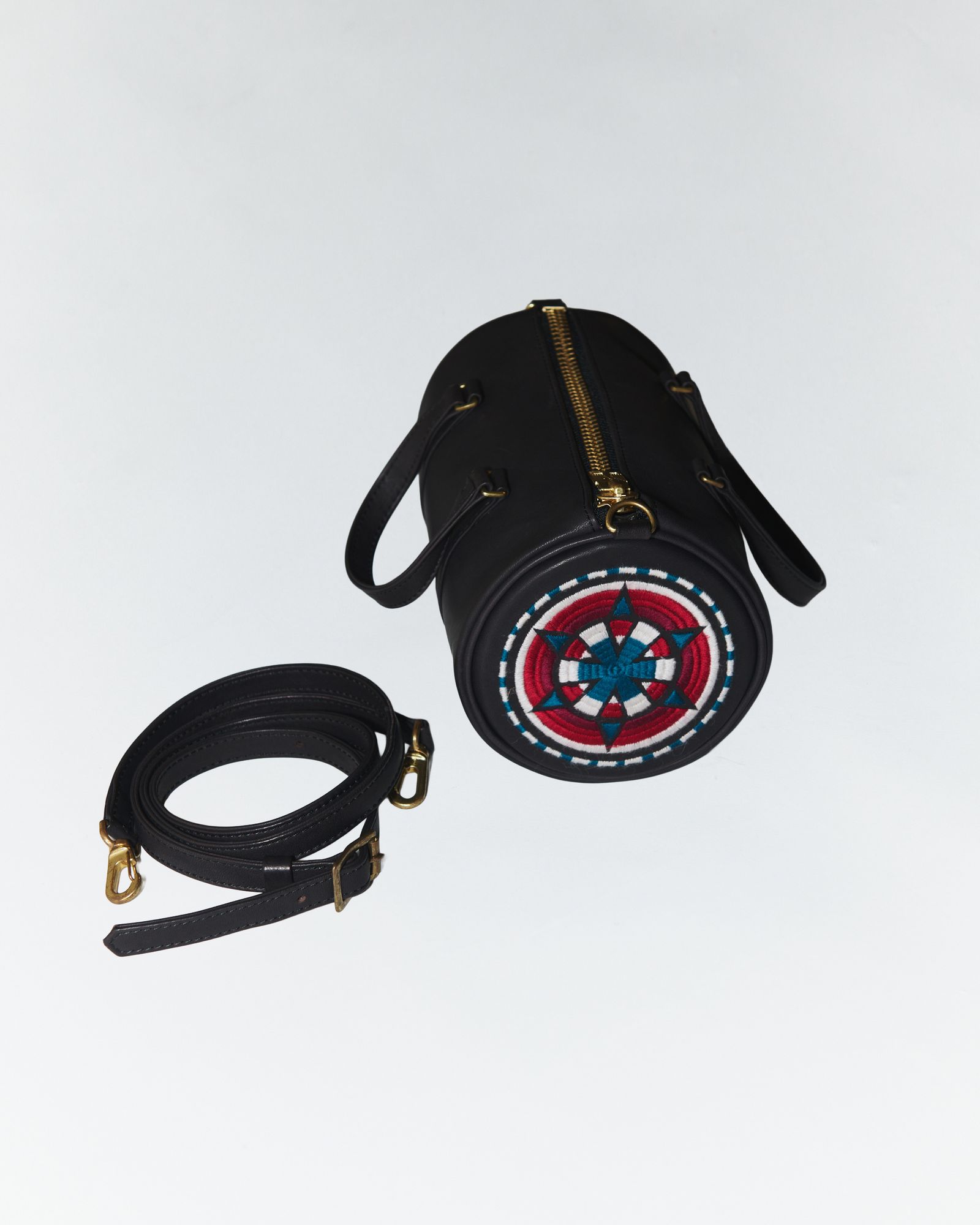 945-82GAC329-1 (Black)