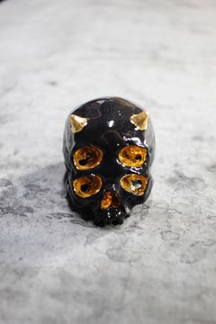 四つ目鬼ぐい呑 黒×金  (桐箱付)