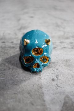 三つ目鬼髑髏ぐい呑 青緑×金  (桐箱付)