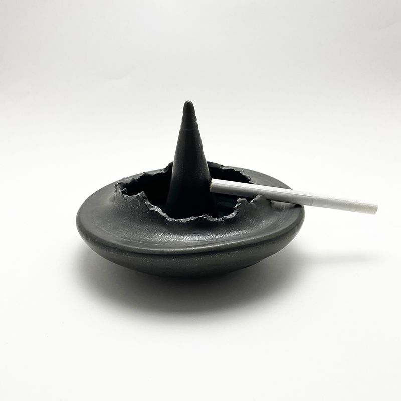 WAVE RING STAND (w/DOME) "BLACK" -陶器リングスタンド-