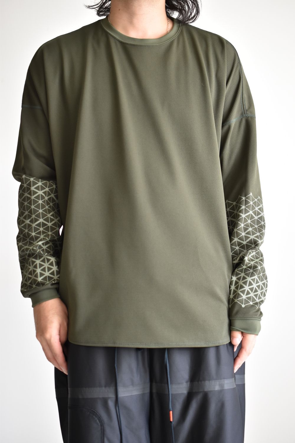 GEOMETRIC PATTERN L-SLEEVE c/#2 OD