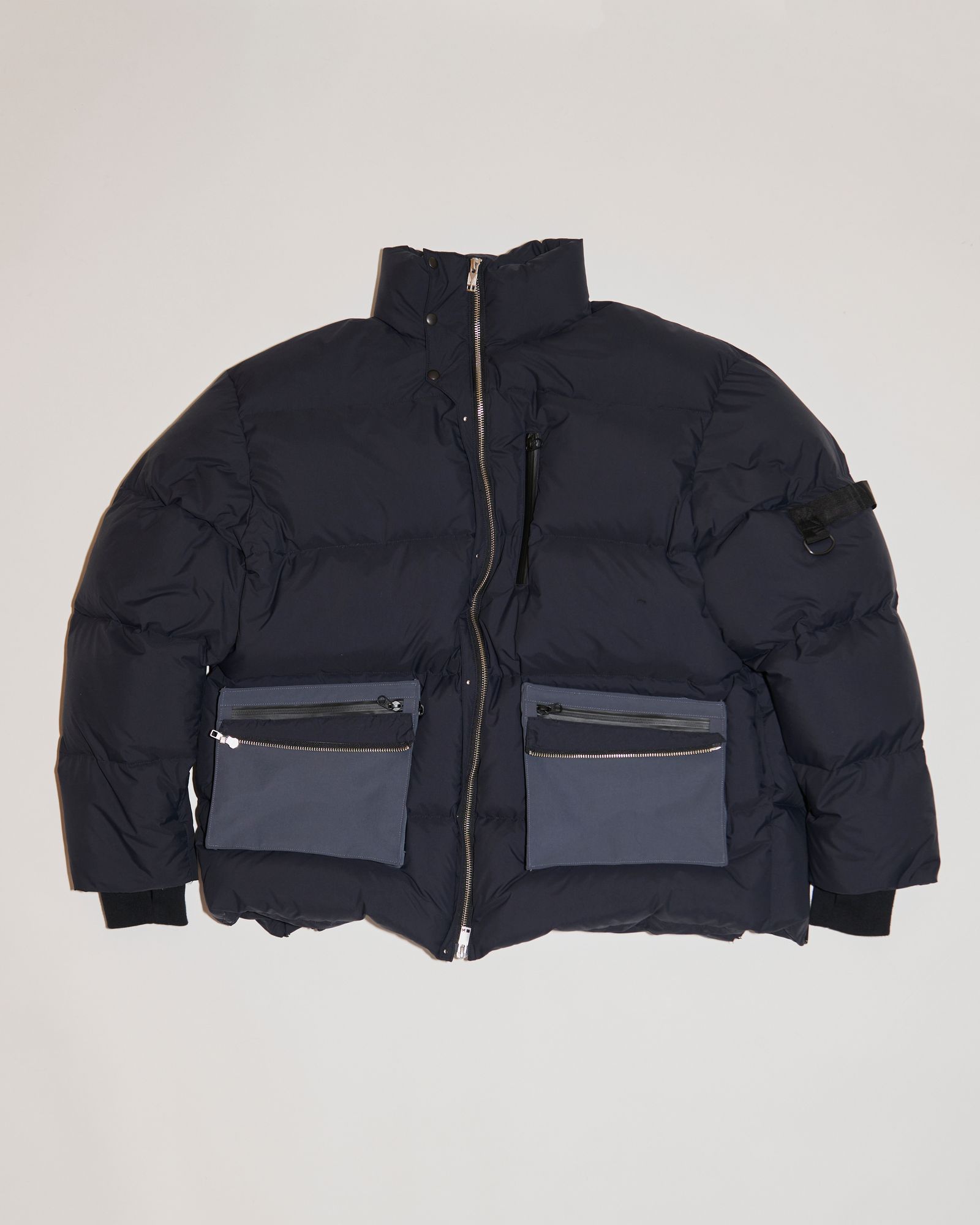 945-81TJ461-1 (BLACK)