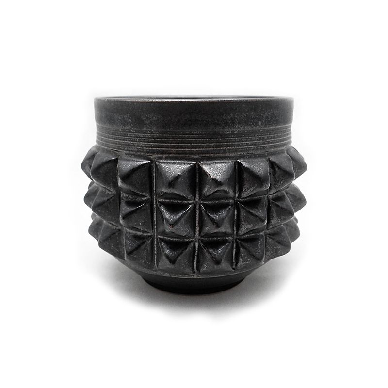 PYRAMID STUDS TEACUP "BLACK"  -陶器ティーカップ-