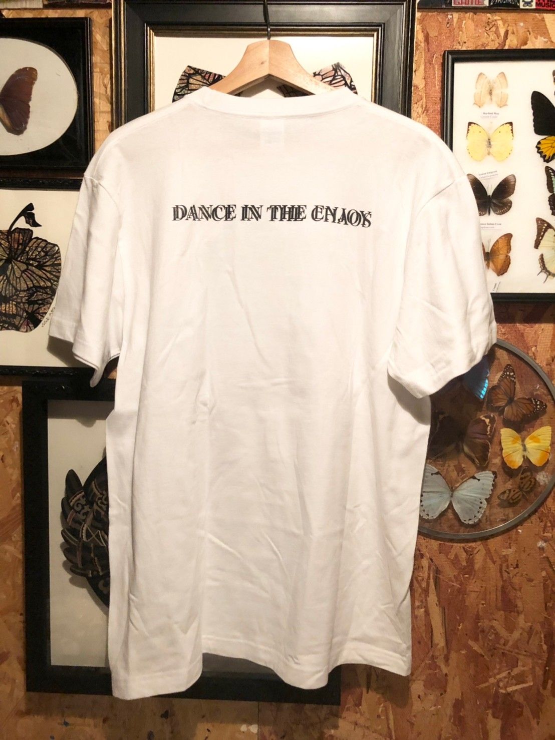 「予約商品」.butterfly anarchy symbol T-shirt 01