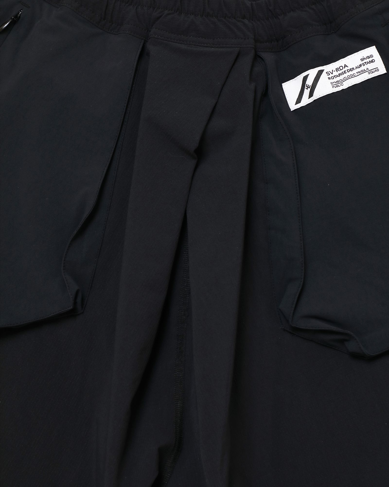 「予約商品」SEAM-LINE LAYERED SHORTS # c/BLACK