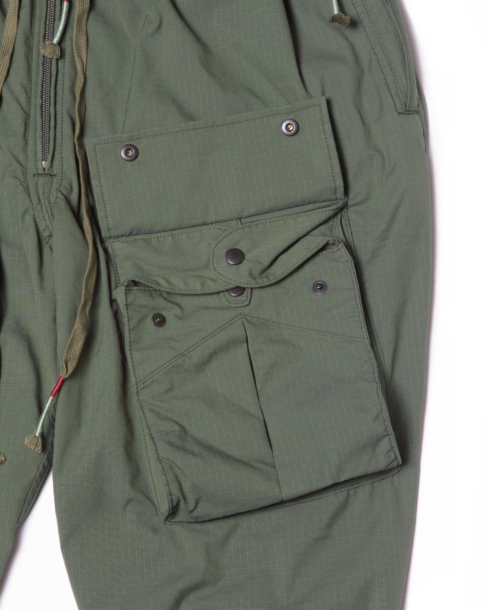 CHANNEL FLIGHT LOWER-LEG WARMER PANTS / col: OD