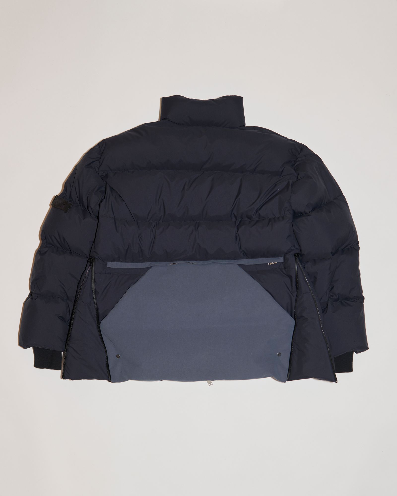 945-81TJ461-1 (BLACK)