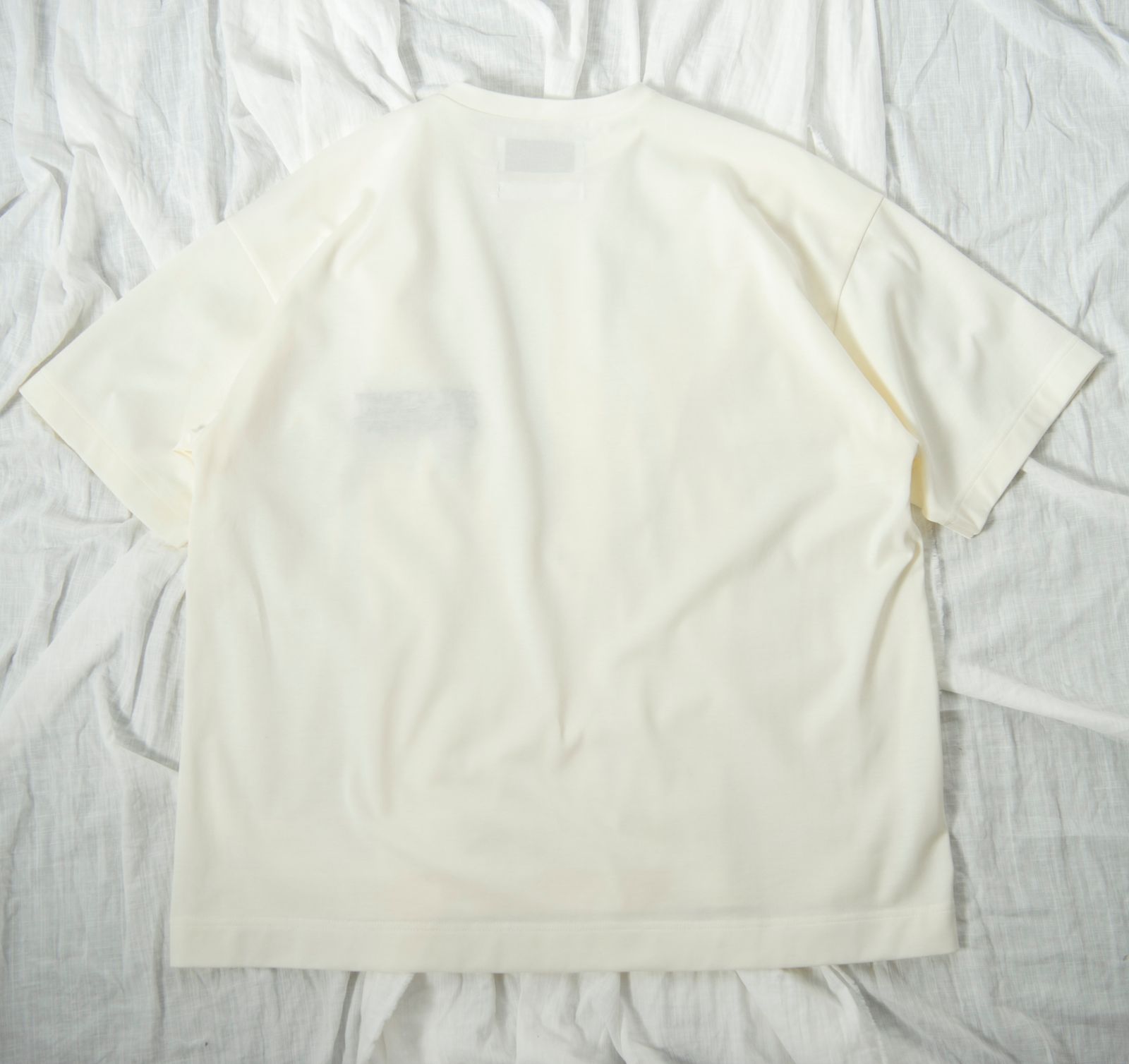 「予約商品」EMBROIDERED T-SHIRT (WHITE)