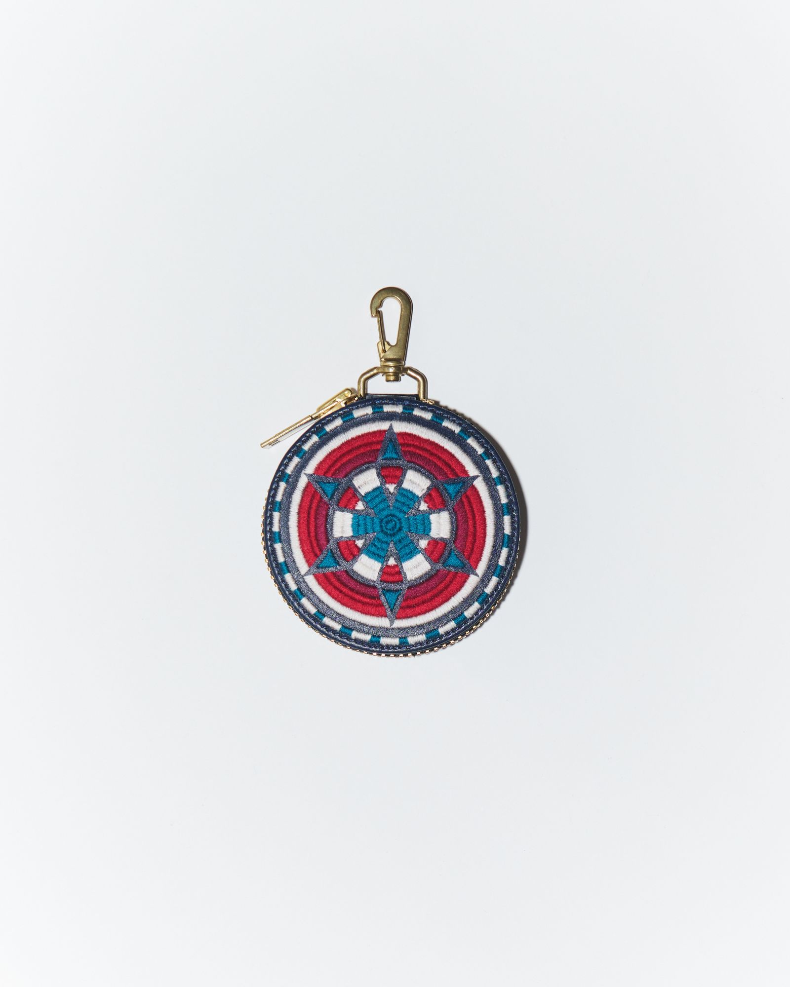 945-82GAC13-4 (Black, Blue, Red)