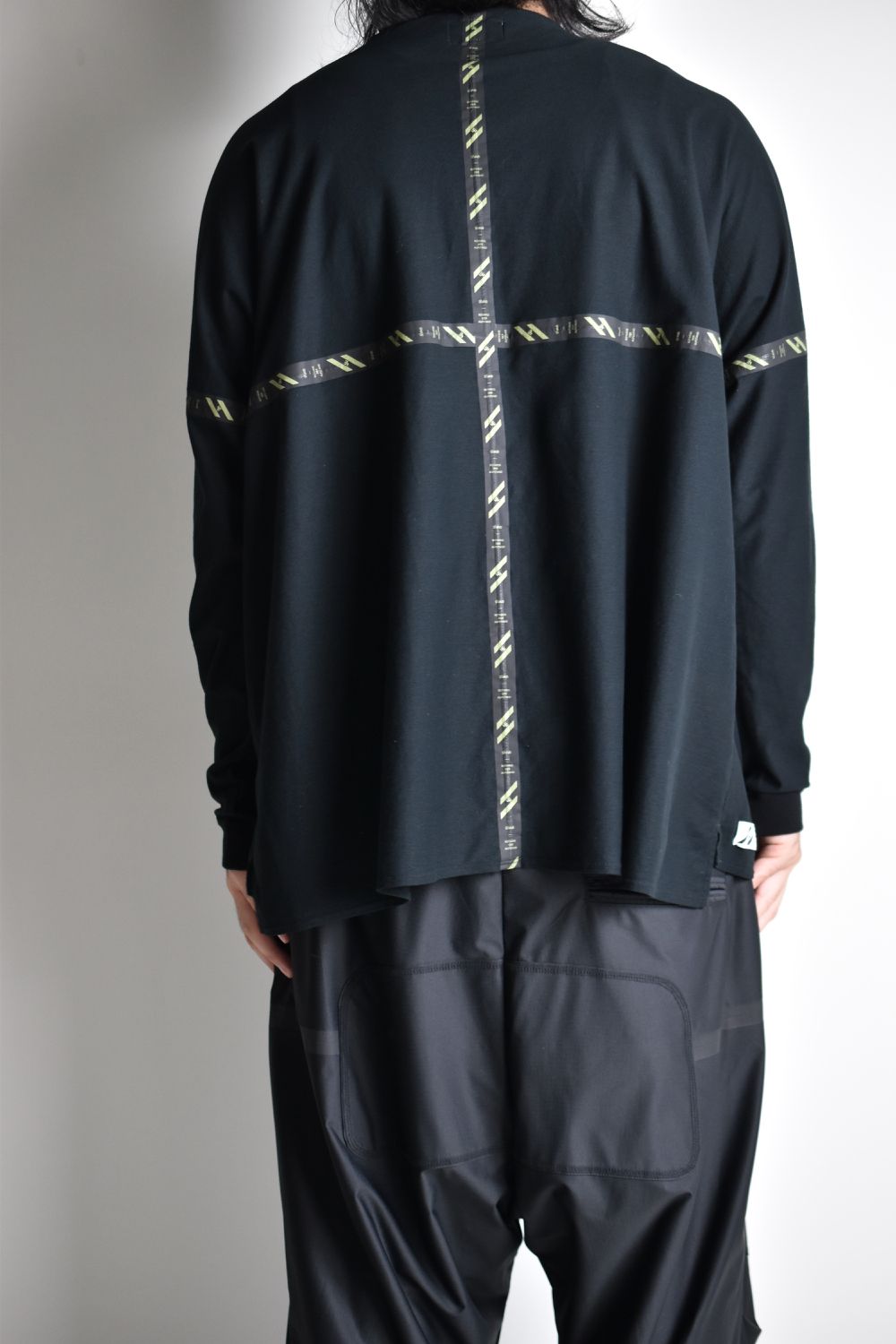 FLATSEAM LINE WIDE L-SLEEVE c/#1 BLACK