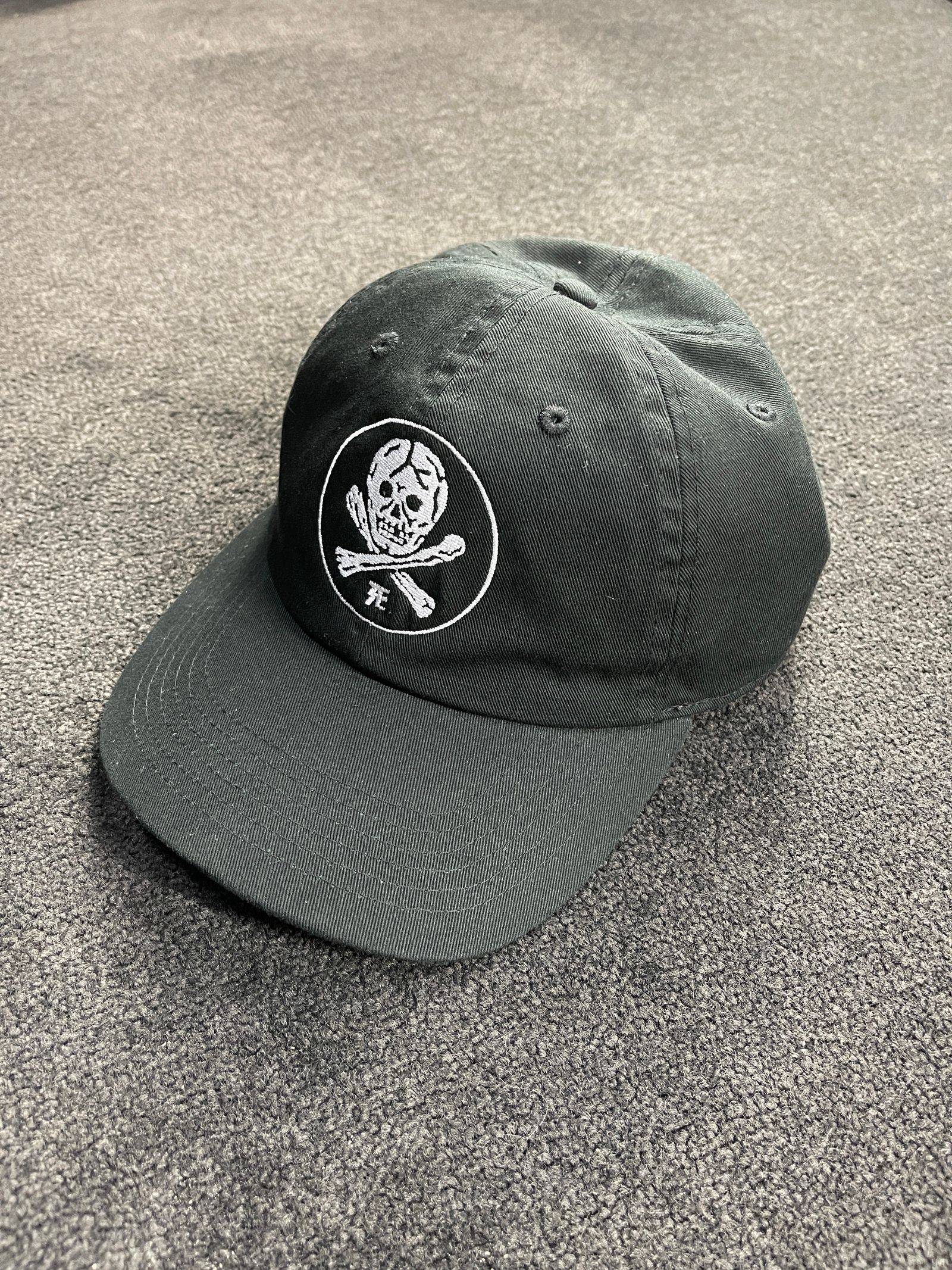 デスパターンズ2022 cross bone cap 01