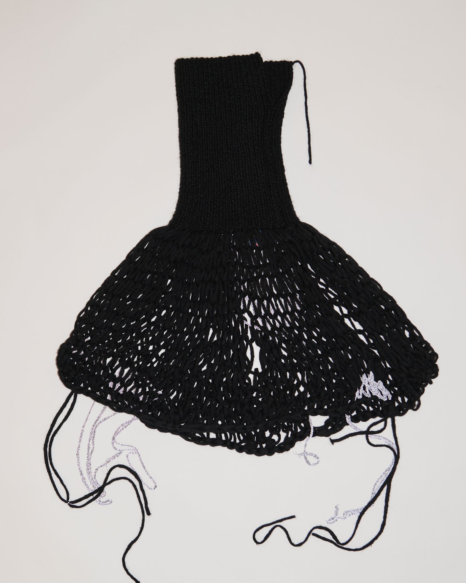 945-81TKN48-1 (BLACK)