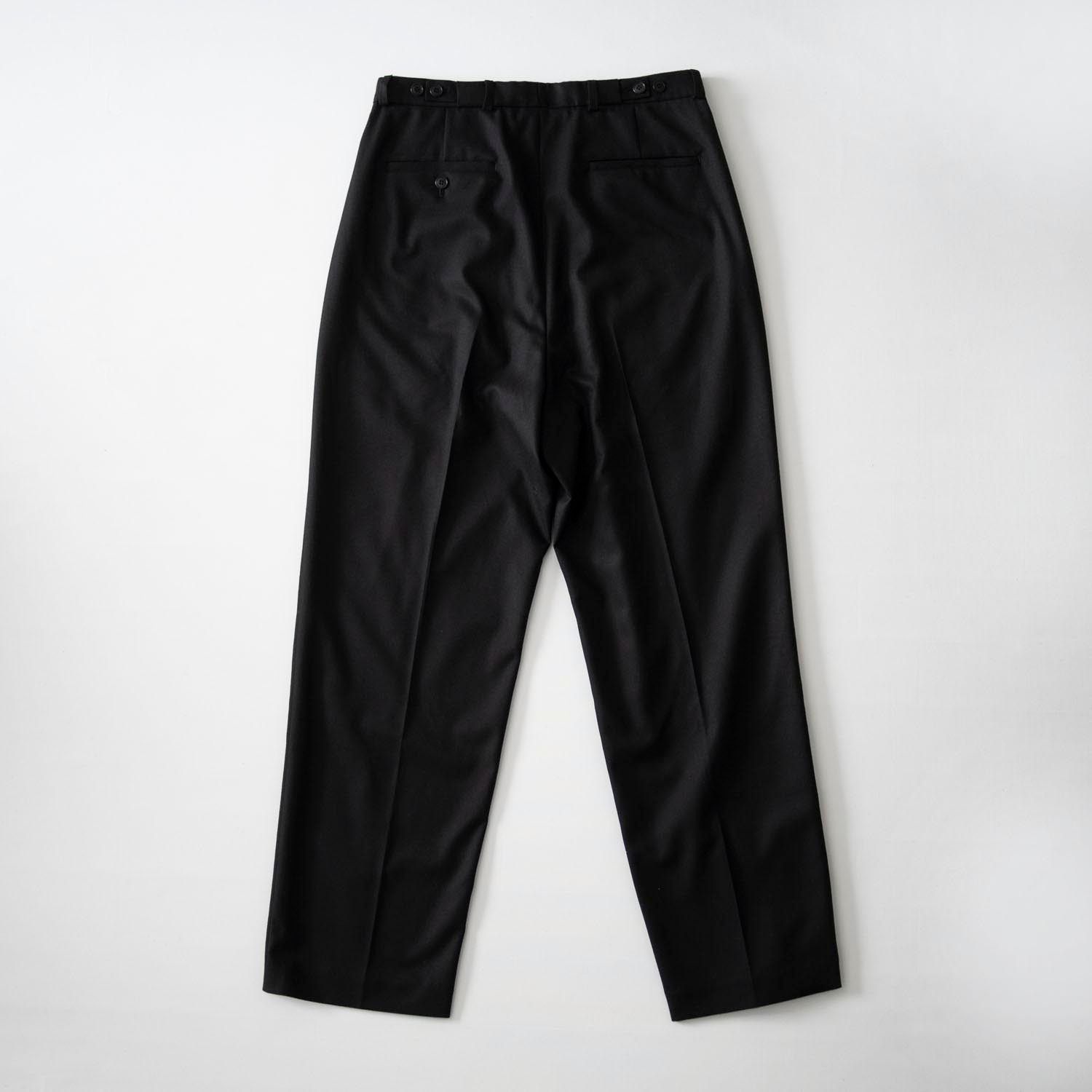 RELAXED WIDE PLEATS PANTS (BLACK)