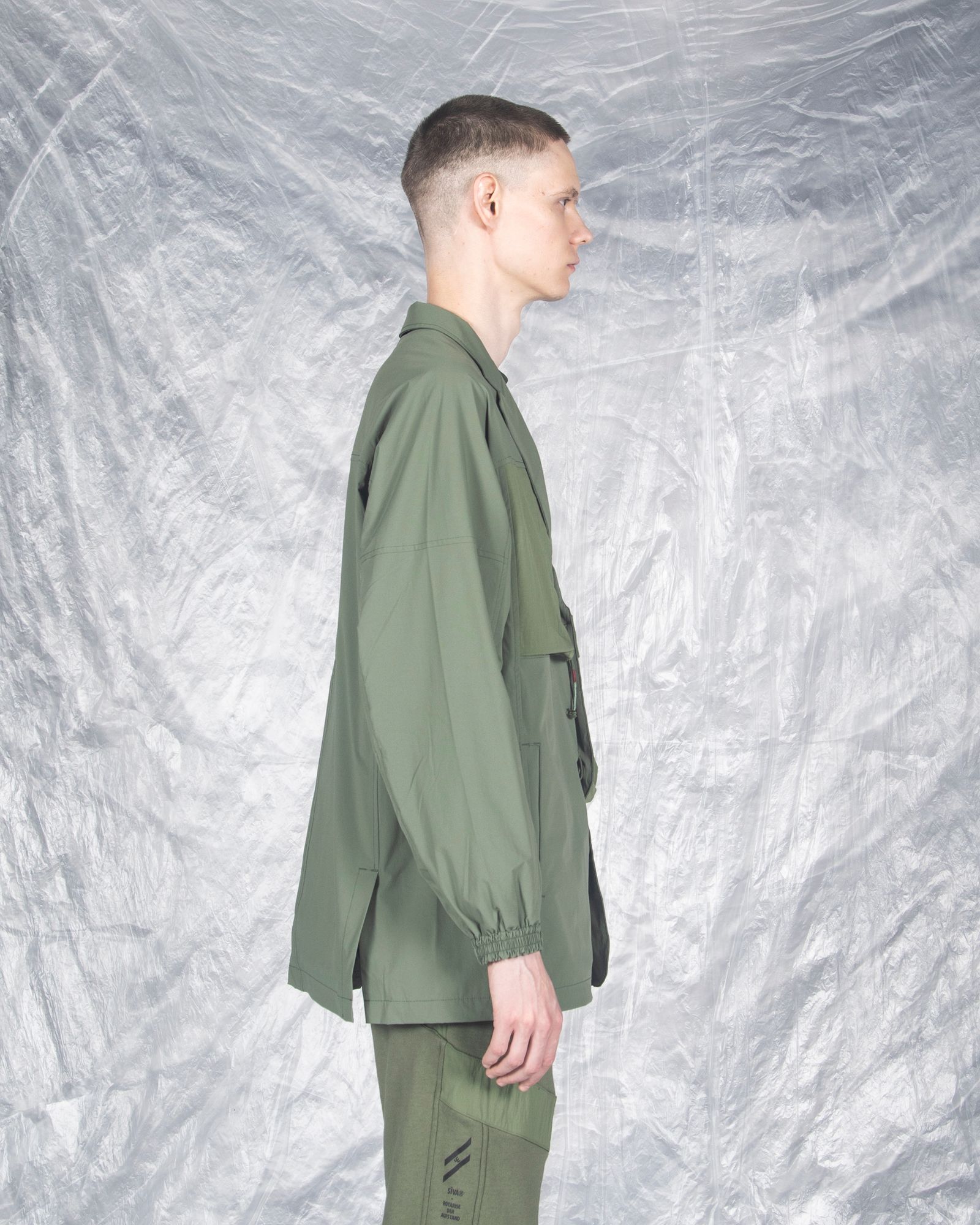 「予約商品」ADDITIONAL MULTI-PKT WIDE BLAZER / col: KHAKI