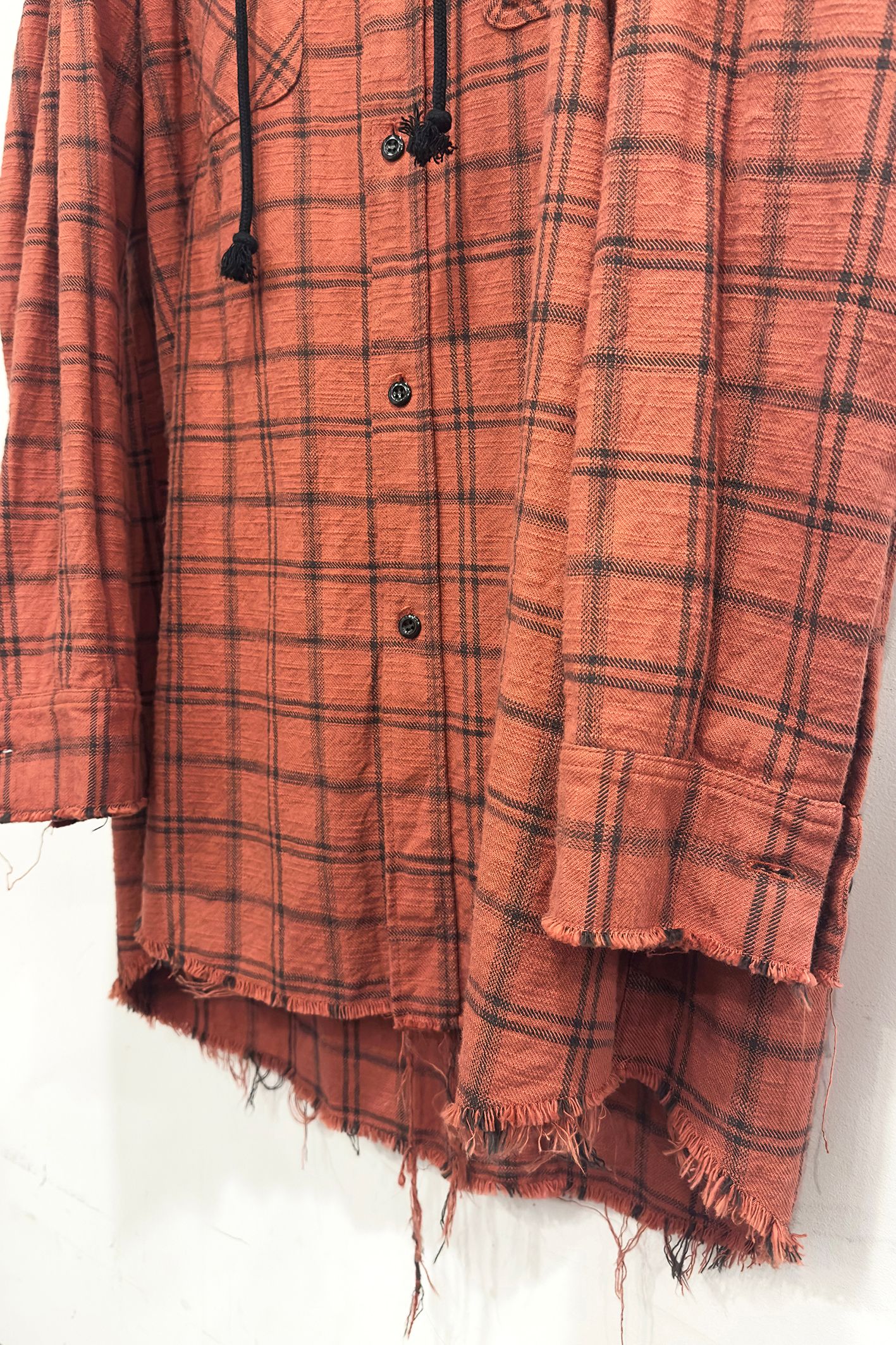 PLAID DOCKING HOOD SHIRT / ロングシャツ (BLACK, ORANGE)