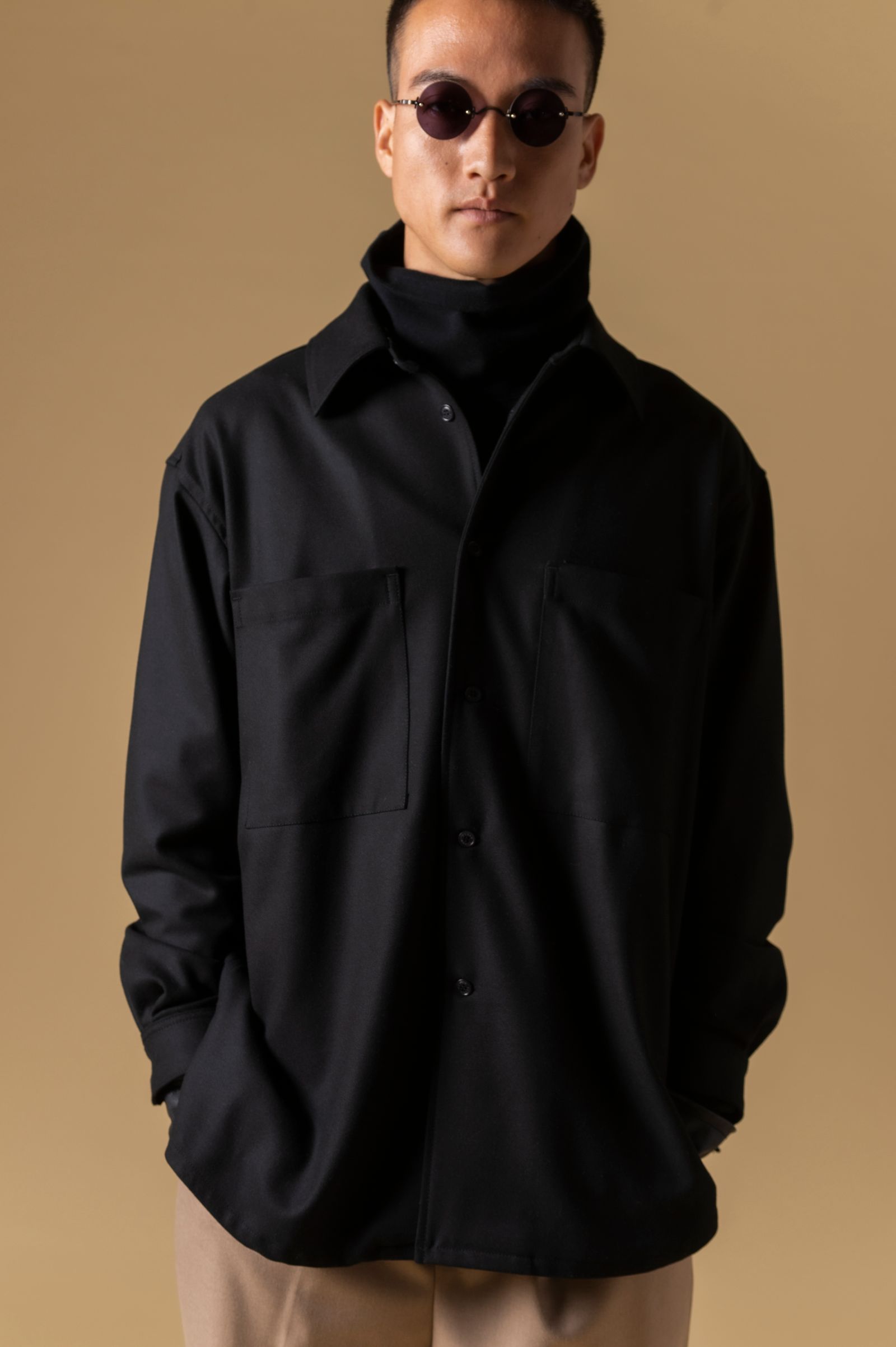OVERSIZED HEAVY SHIRT (BLACK)