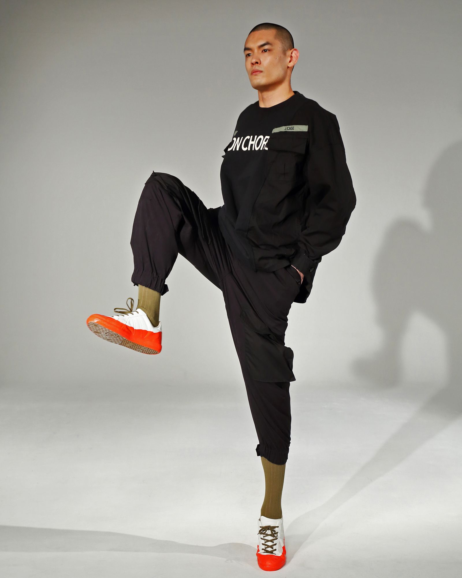 「予約商品」ONE-PLEATS CARGO TROUSERS # c/BLACK
