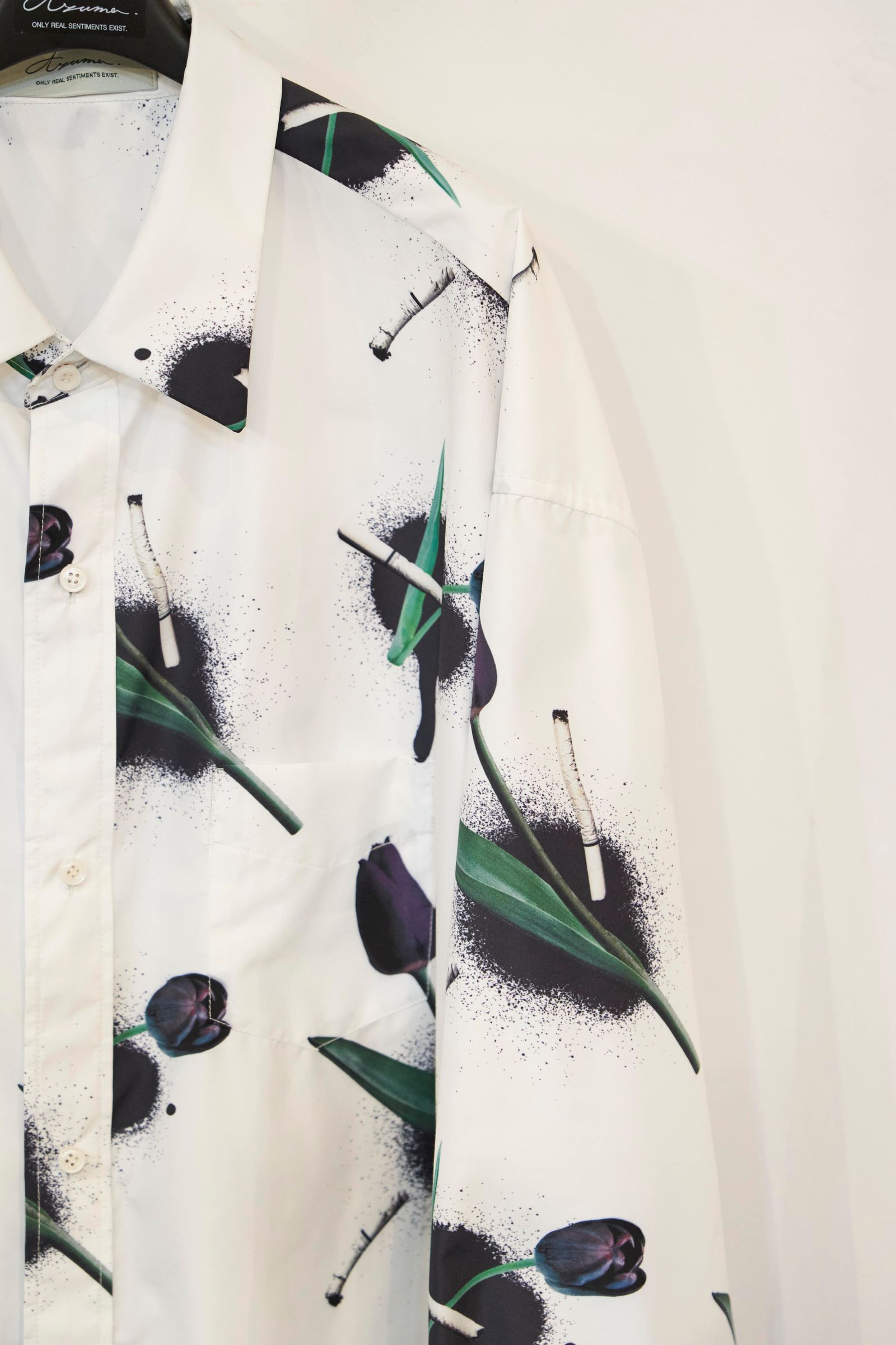 TULIP & CIGARETTE SHIRT（WHITE）