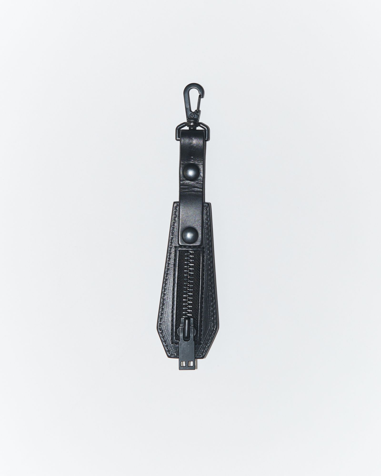 945-82TAC202-1 (Black/Black, Black/Ash Gray)