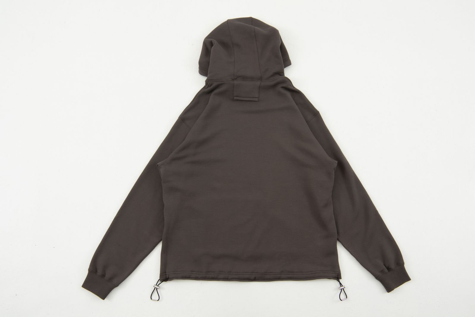 「予約商品」GRID MARKED T-SHIRT (CHARCOAL)