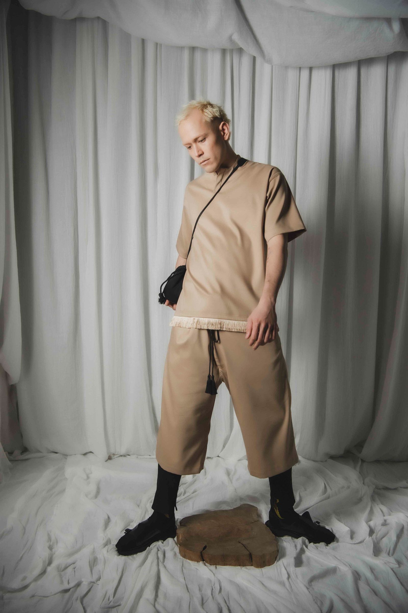 「予約商品」FRINGED PULLOVER SHIRT (BEIGE)