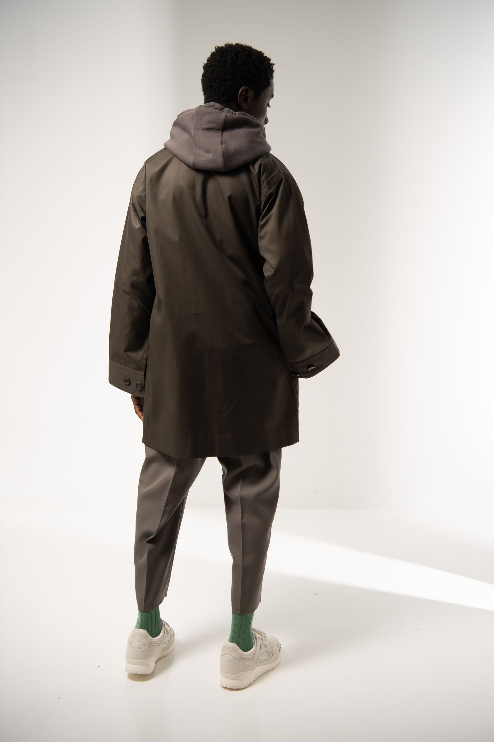 「予約商品」RESIN COAT (CHARCOAL)