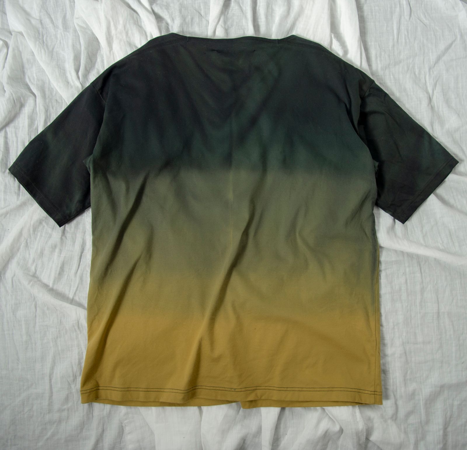 「予約商品」HAND GRADATION T-SHIRT (BLACK)