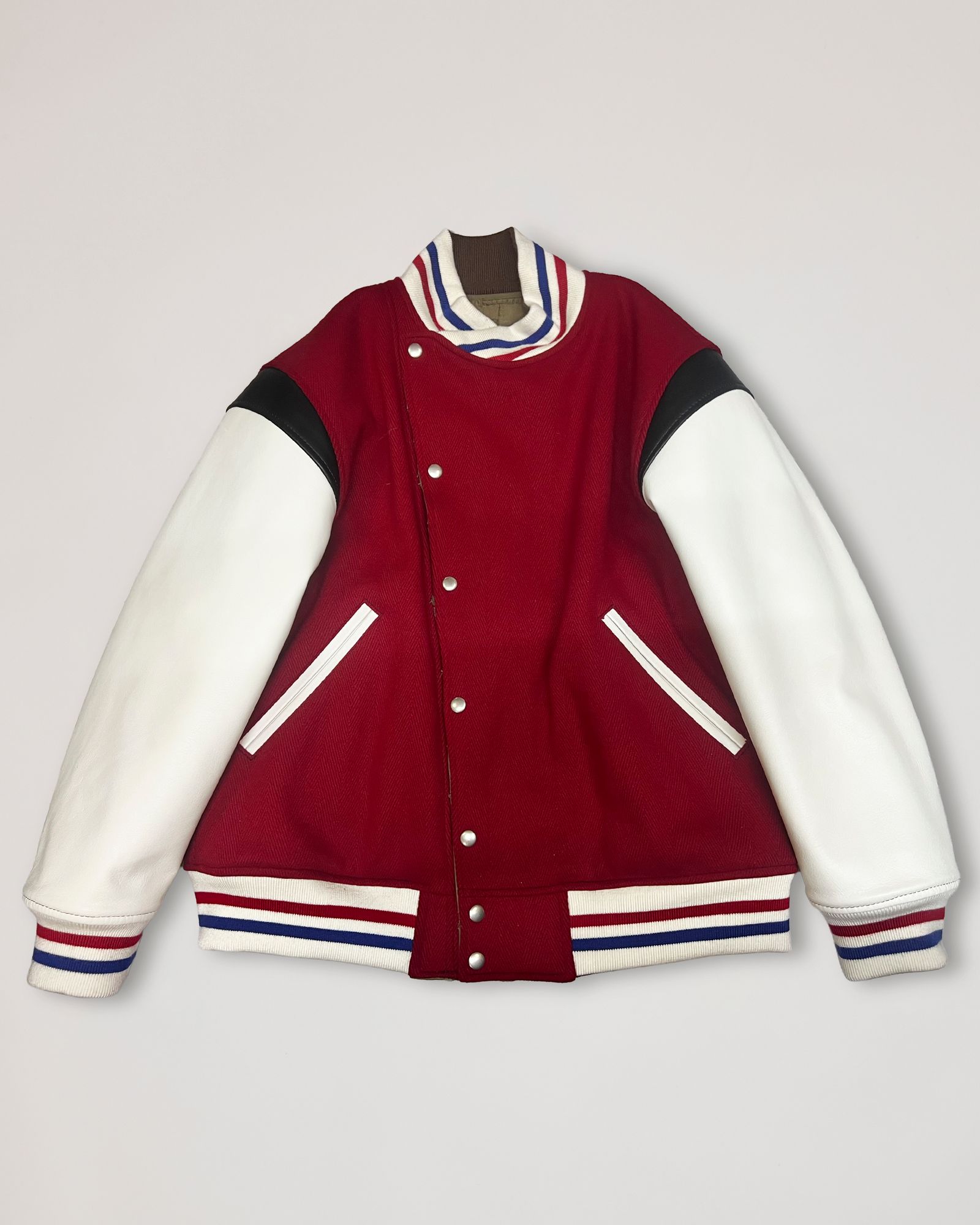 945-81TTJ459-1 (KHI/BLK, BLK/BLK)