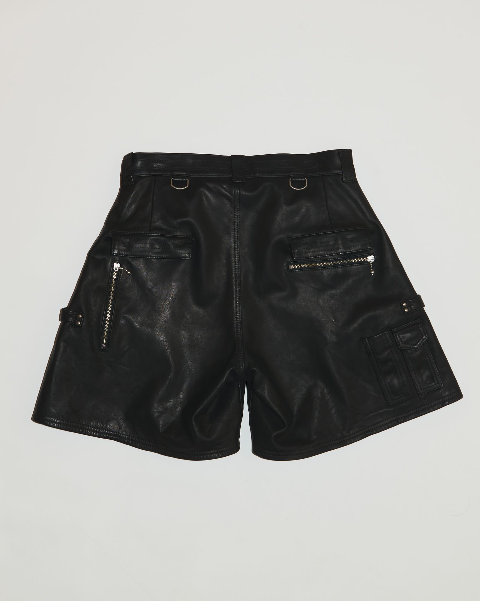 945-81GP257-1 (BLACK, WHITE)