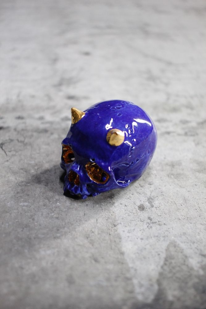 鬼髑髏ぐい呑 濃青×金  (桐箱付)