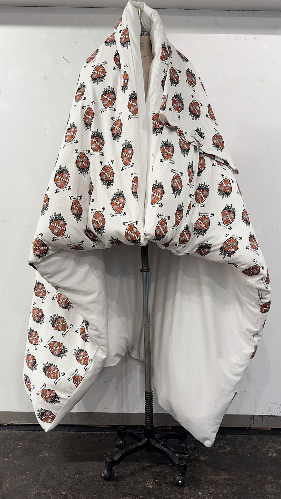 KURT’S BED & PILLOW GARMENT / 掛け布団＆枕カバー (Black, White)