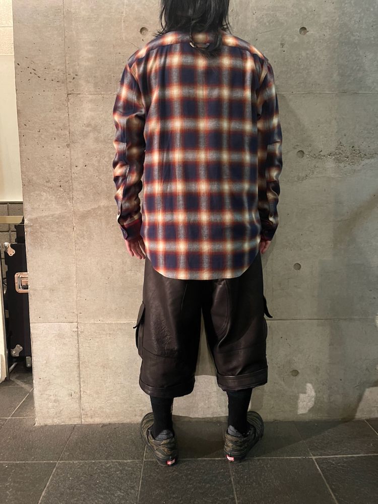 945-81TS188-1 (BLK/WHT, RED/NAVY)