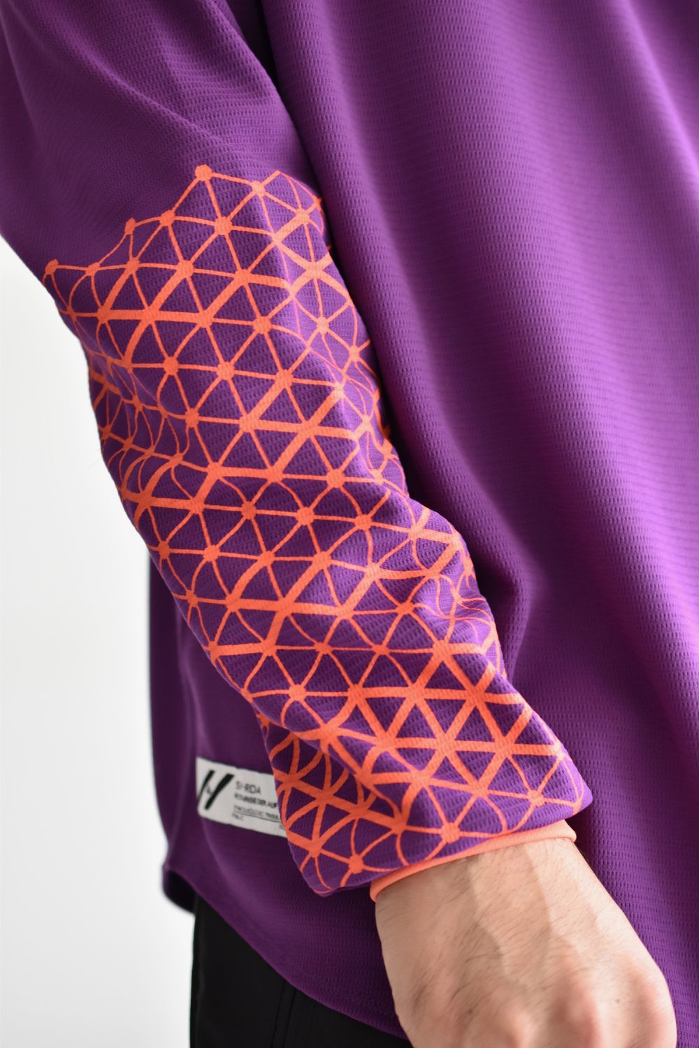GEOMETRIC PATTERN L-SLEEVE c/#4 PURPLE