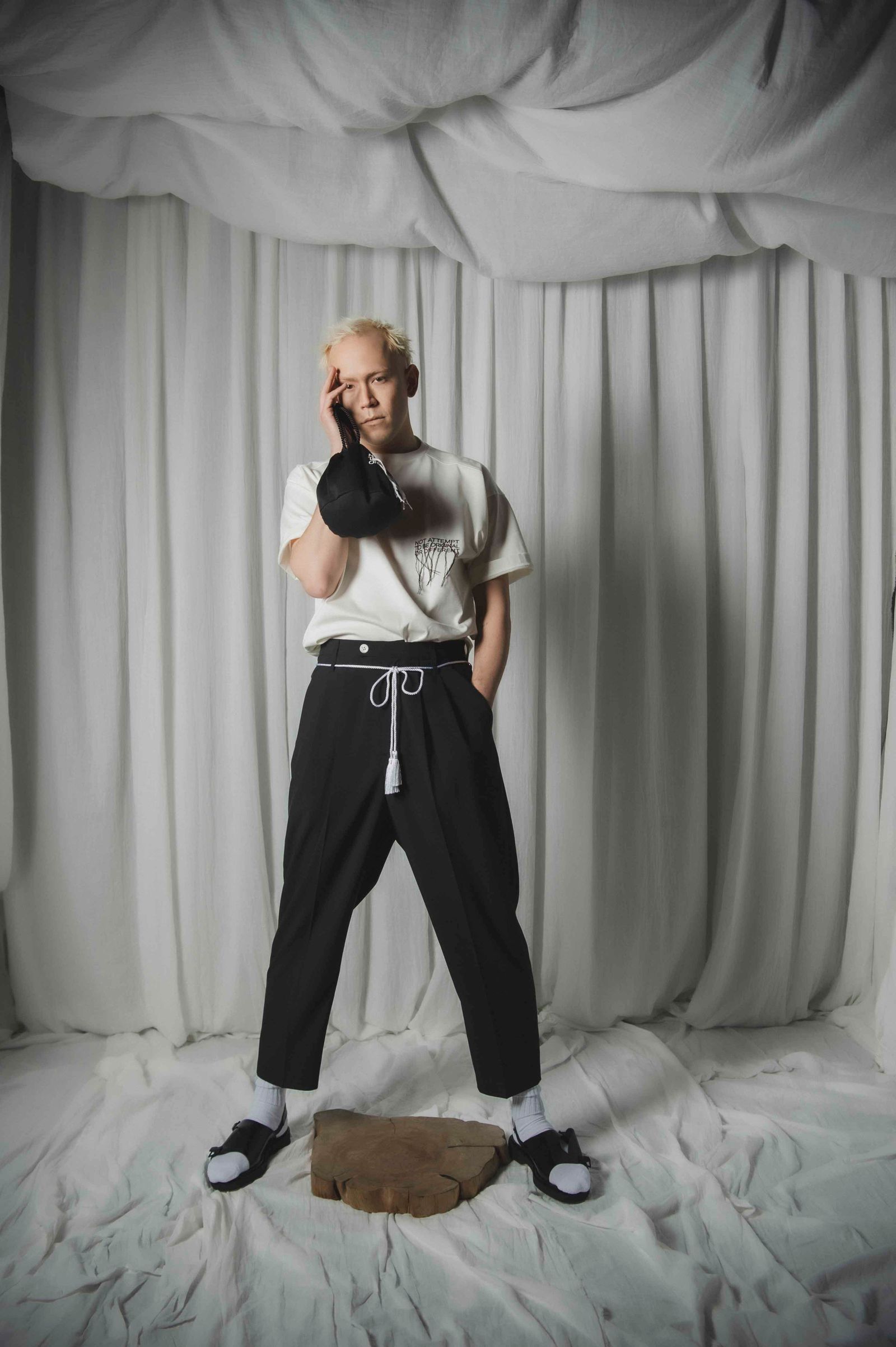 「予約商品」VASE SHAPED PANTS (BLACK)