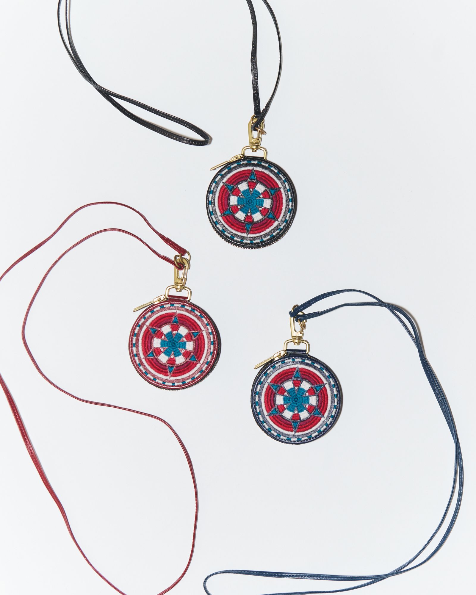 945-81GAC337-1 (Black, Blue, Red)
