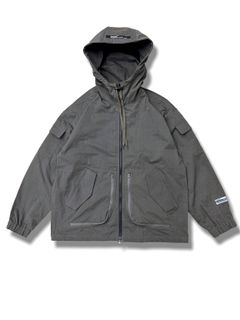 THE HIGH DENSITY HOODED JACKET WITH DEFORMING LARGE POCKETS / フーデッドジャケット（GREY）