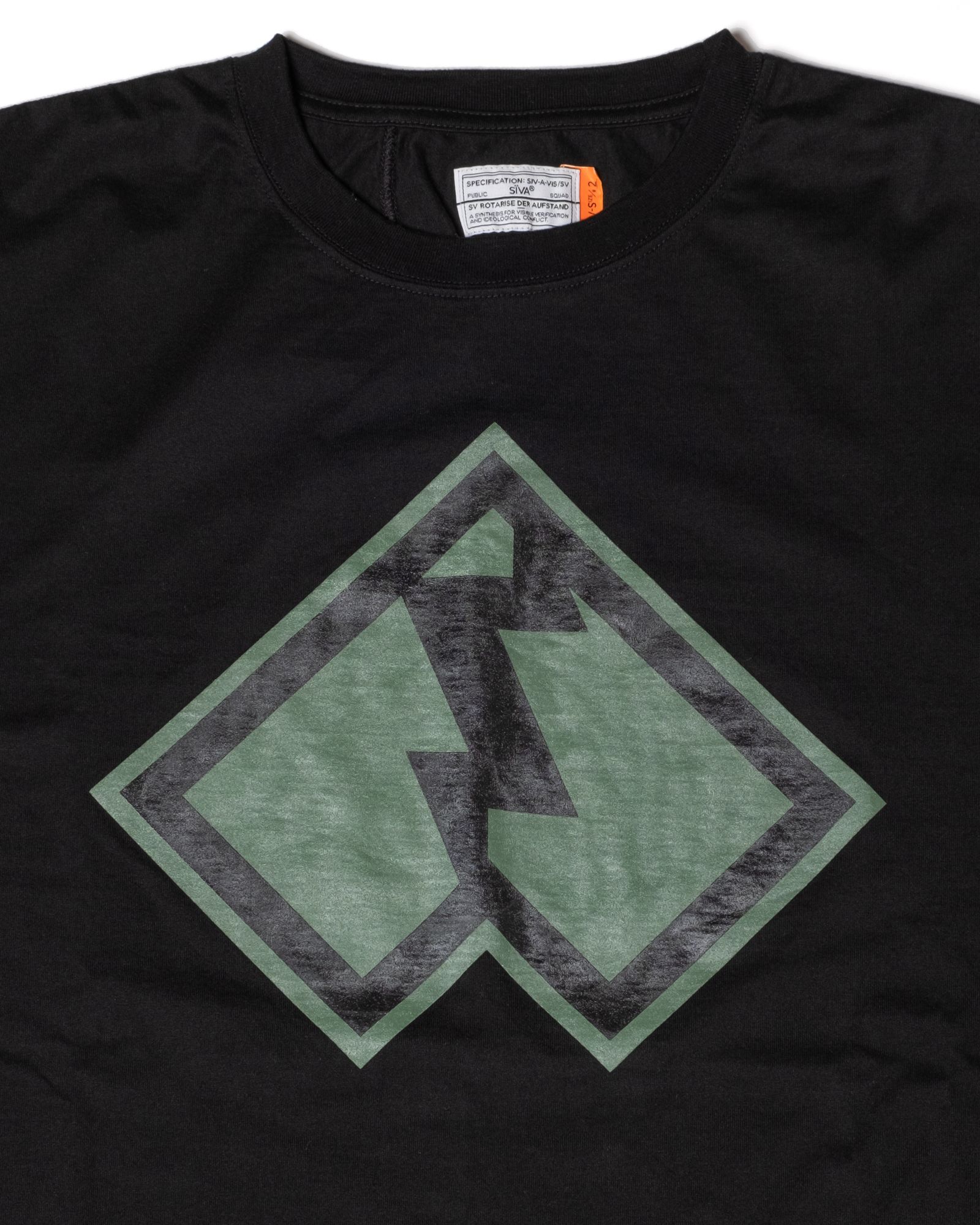 「予約商品」BACK-SEAM EMBLEM PLAIN TEE / col: BLACK