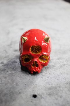 三つ目鬼ぐい呑 赤×金  (桐箱付)