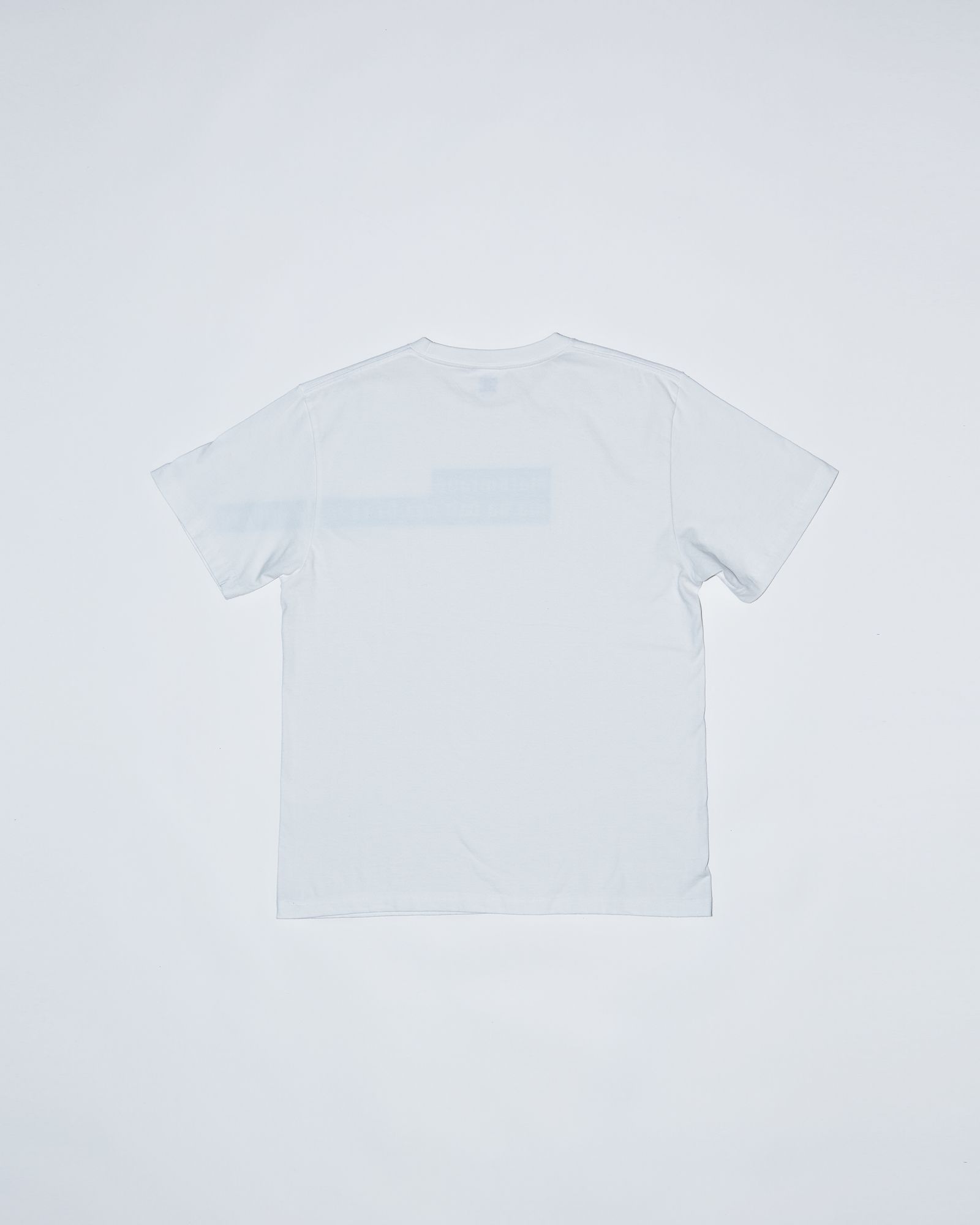 945-77GT80-1 Tシャツ