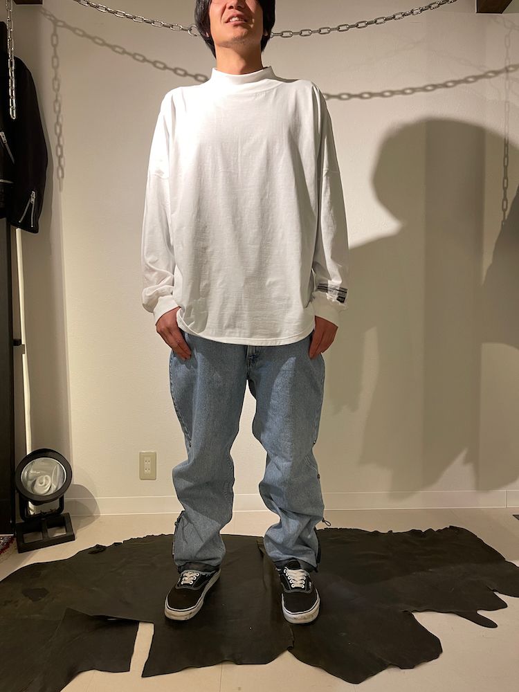 THE DEFORMED ADJUSTABLE THRIFTING DENIM 550 [FIGURE PROTO] / リメイク デニムパンツ（LIGHT INDIGO）