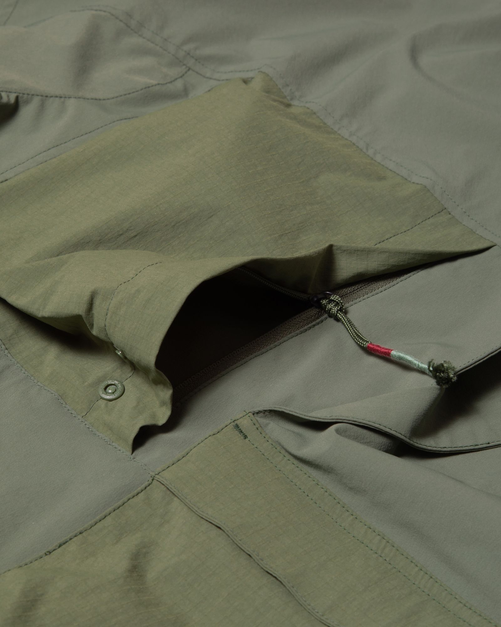 「予約商品」ADDITIONAL MULTI-PKT WIDE BLAZER / col: KHAKI