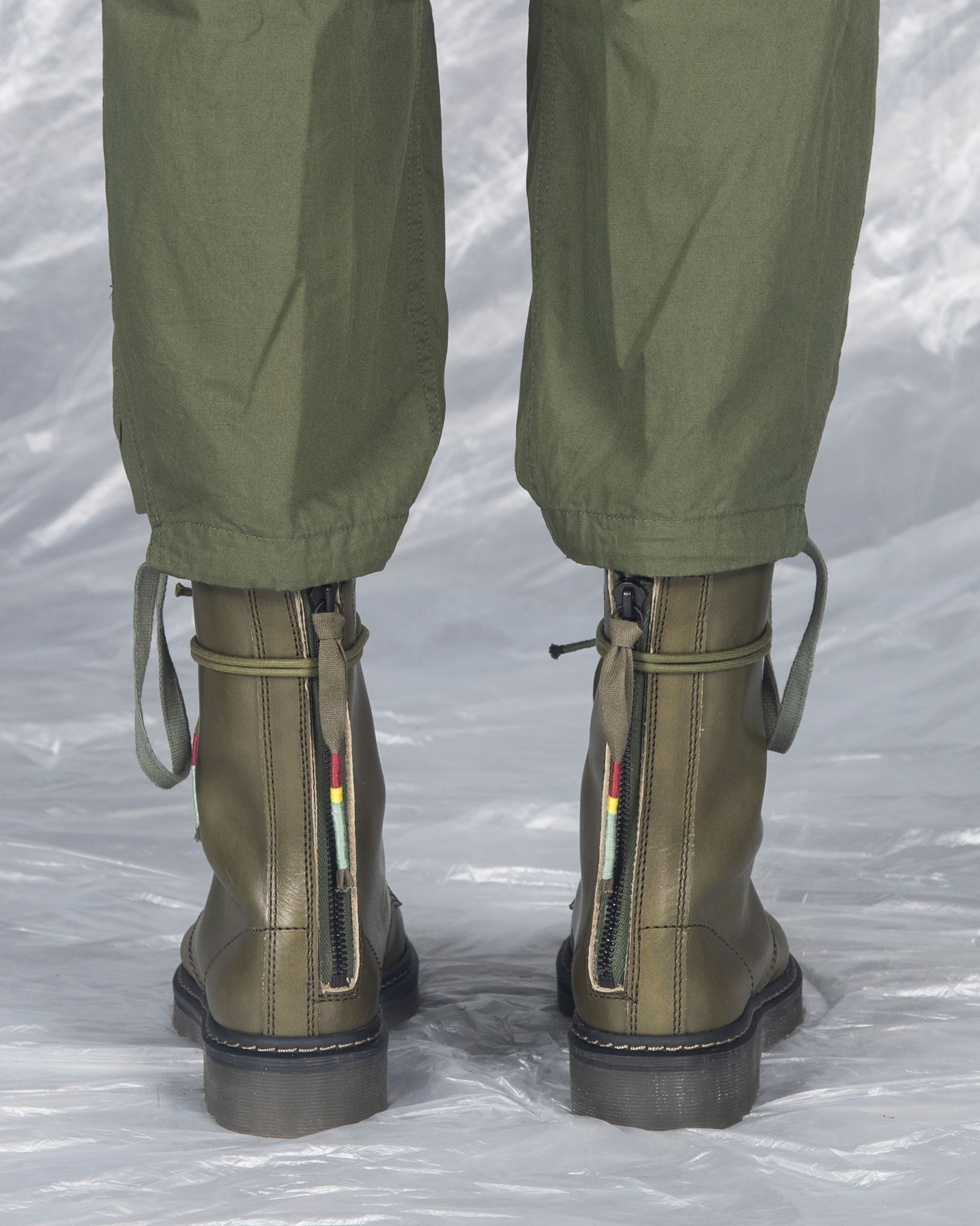 「予約商品」10EYELET ROUND TOE ZIP-UP BOOTS / col: KHAKI
