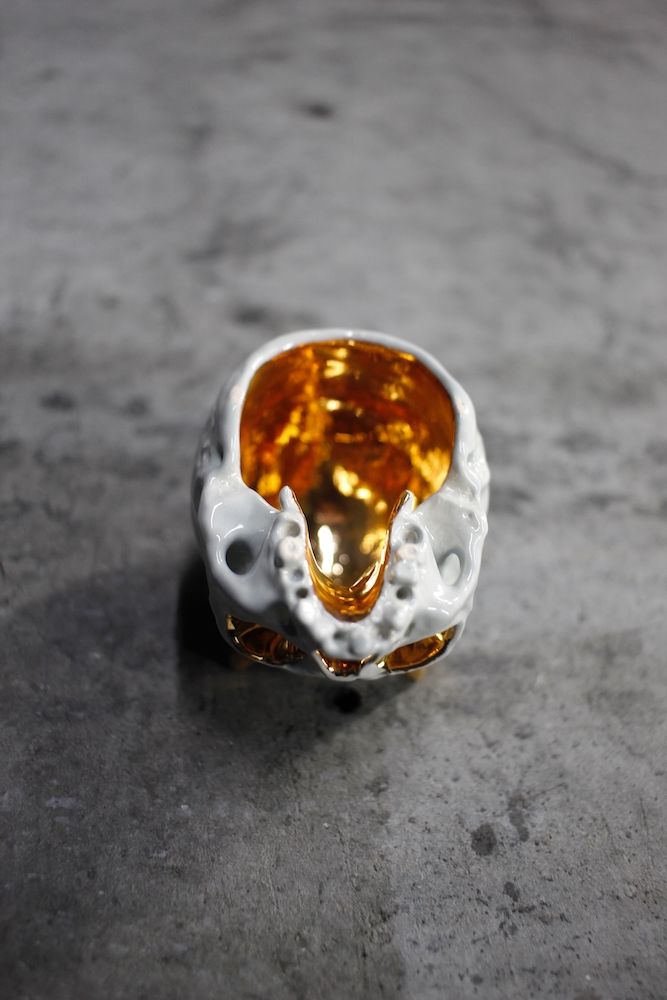 鬼髑髏ぐい呑 灰×金  (桐箱付)