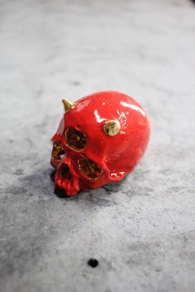 三つ目鬼ぐい呑 赤×金  (桐箱付)