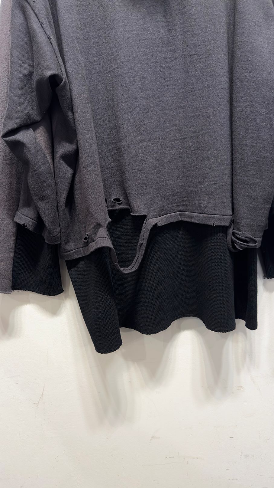 DAMAGE DOCKING SWEATPARKA / ドッキング ダメージ スウェットパーカー (Black×Kinari, Charcoal×Black)